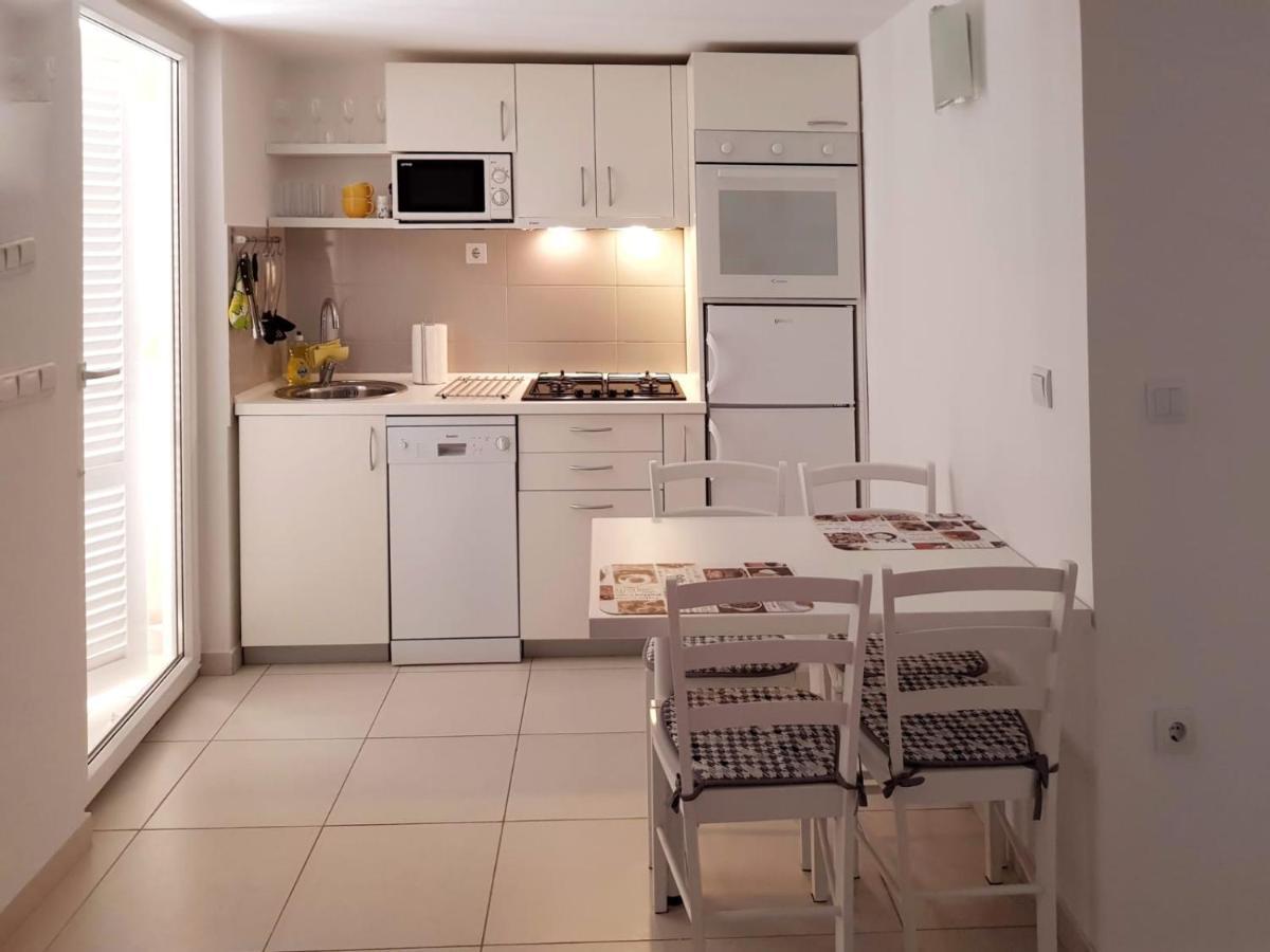 Apartmani Vrancic Mandre Exteriör bild