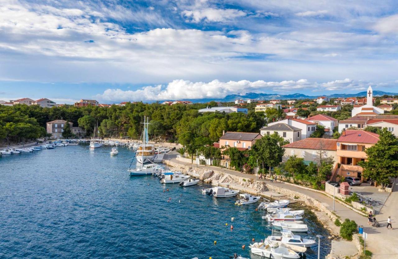 Apartmani Vrancic Mandre Exteriör bild