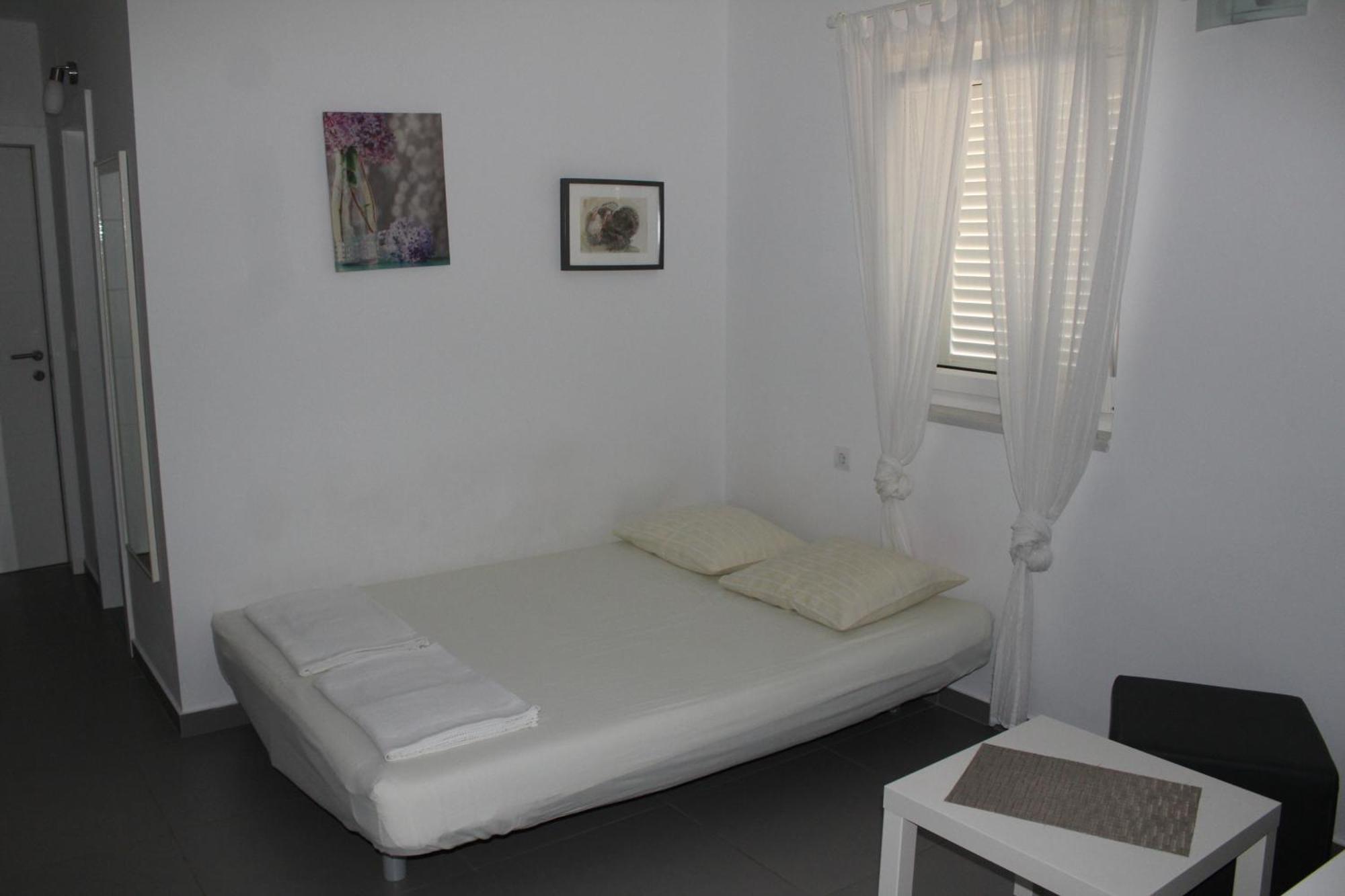 Apartmani Vrancic Mandre Exteriör bild